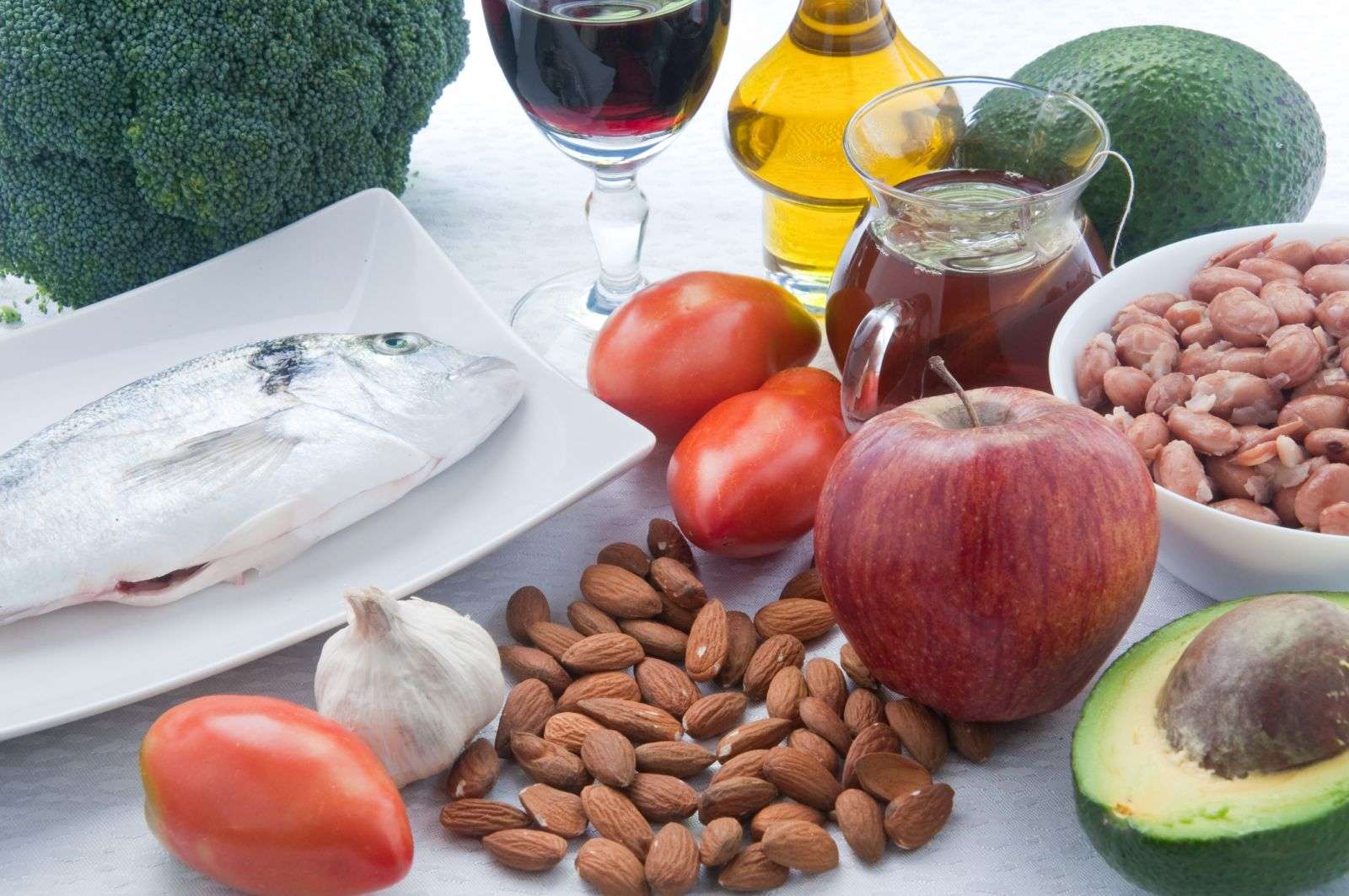 11 foods that lower cholesterol  Harvard Health ...