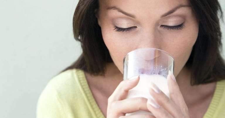 Does Milk REALLY Make You Fat? (Whole Milk vs. Skim Milk ...