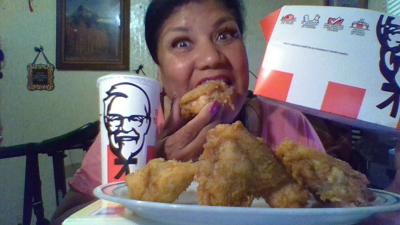 KFC Chicken #Mukbang #ASMR #valeats #